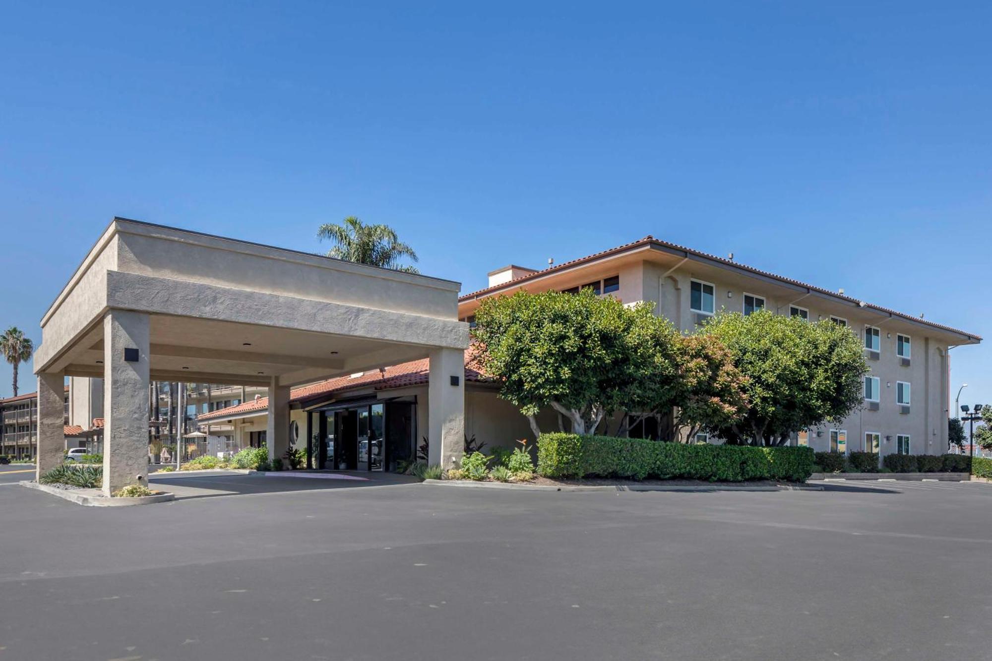 Best Western Plus Executive Inn Rowland Heights Exterior foto