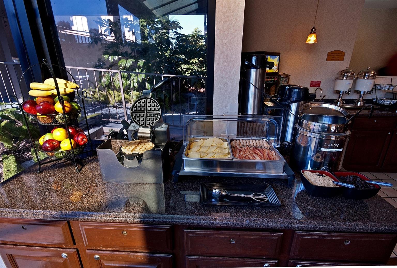 Best Western Plus Executive Inn Rowland Heights Restaurante foto